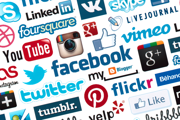 Manejo de Redes Sociales - Mercadeo Web